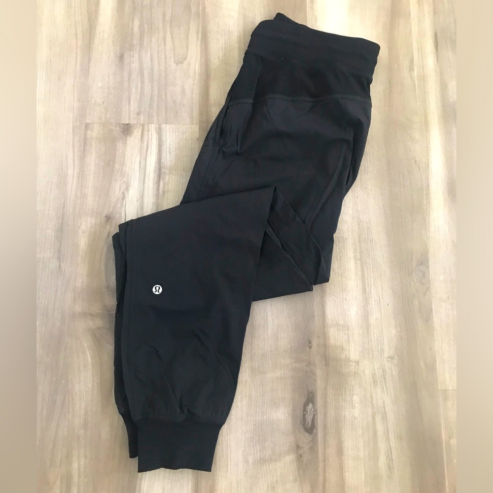 Lululemon, size 8, Studio Jogger